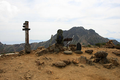 阿弥陀岳