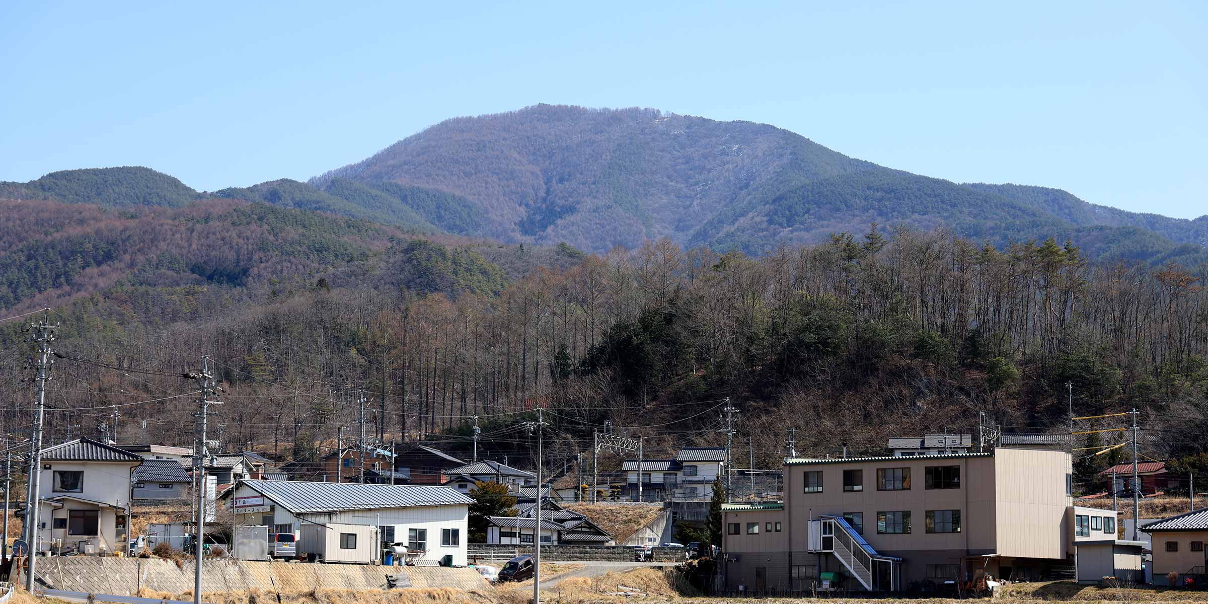 四阿屋山