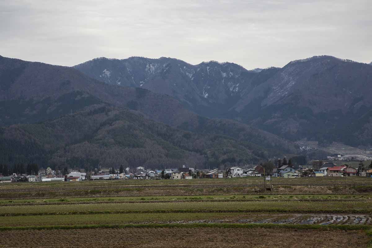 万仏山