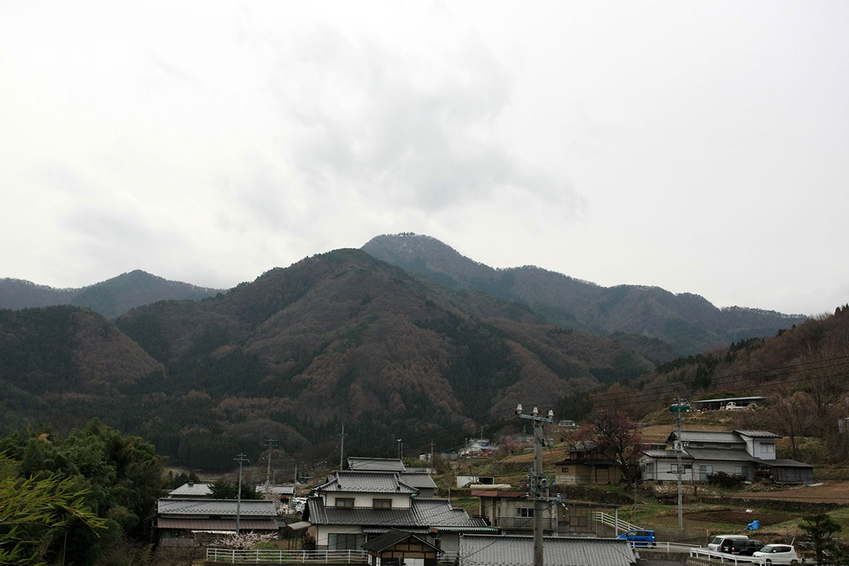 冠着山へ登る複数の登山道