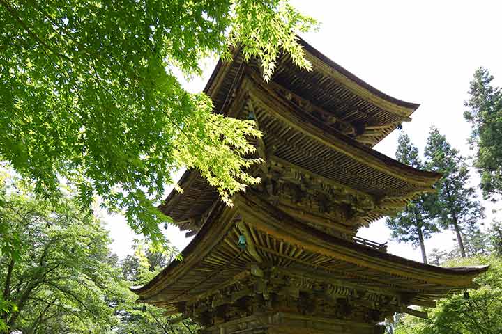 新海三社神社