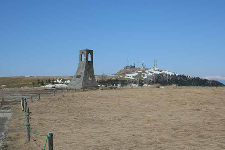 オススメは美ヶ原の西側、松本の三城いこいの広場から