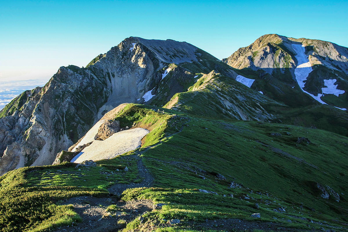 白馬岳鑓ヶ岳杓子岳登山 これからあの峰へ