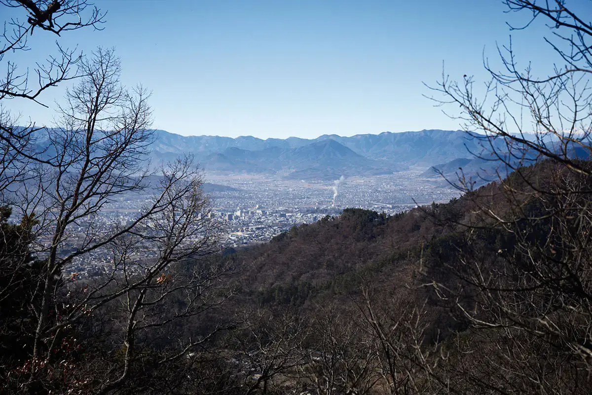 登山 -枡形城から見る上田市街