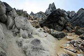 鳳凰山登山 オベリスクに登る