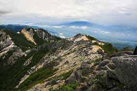 鳳凰山登山 八ヶ岳は雲の中
