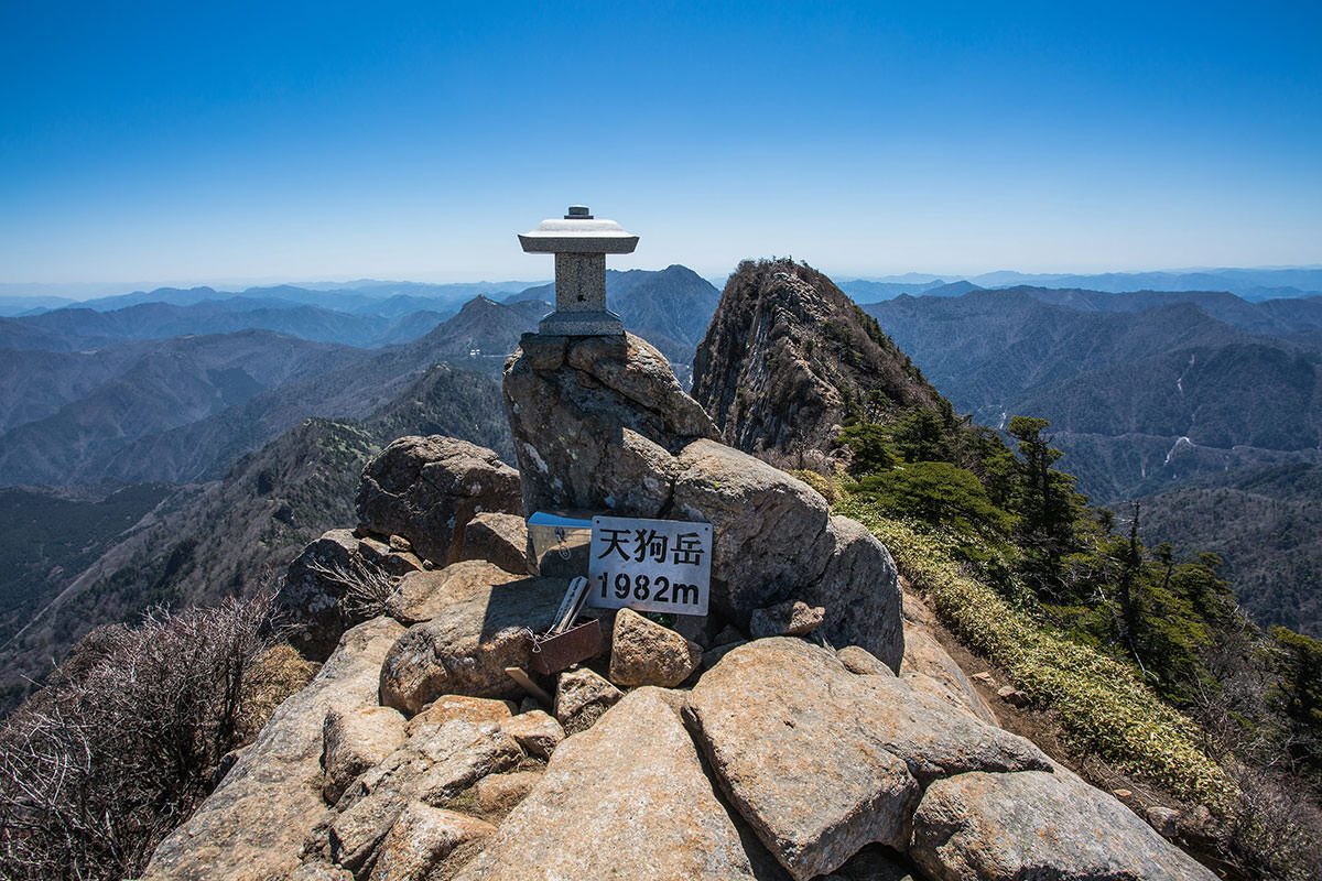 天狗岳石锤山