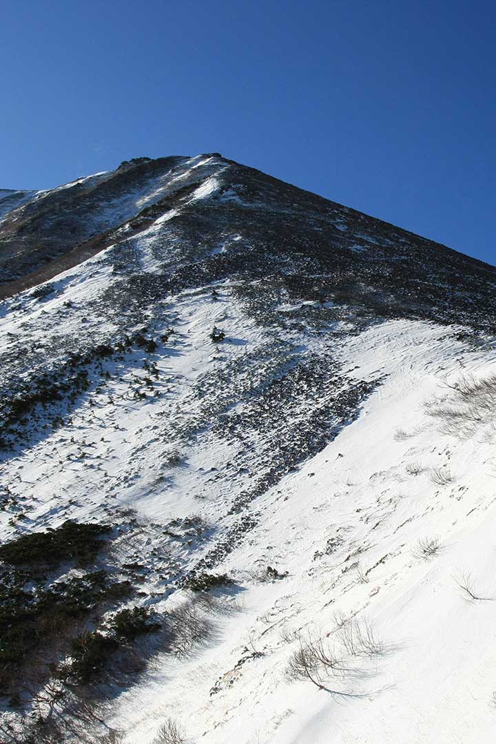 雪の常念岳日帰り登山 （11月）｜一ノ沢から雪の北アルプスを眺めて