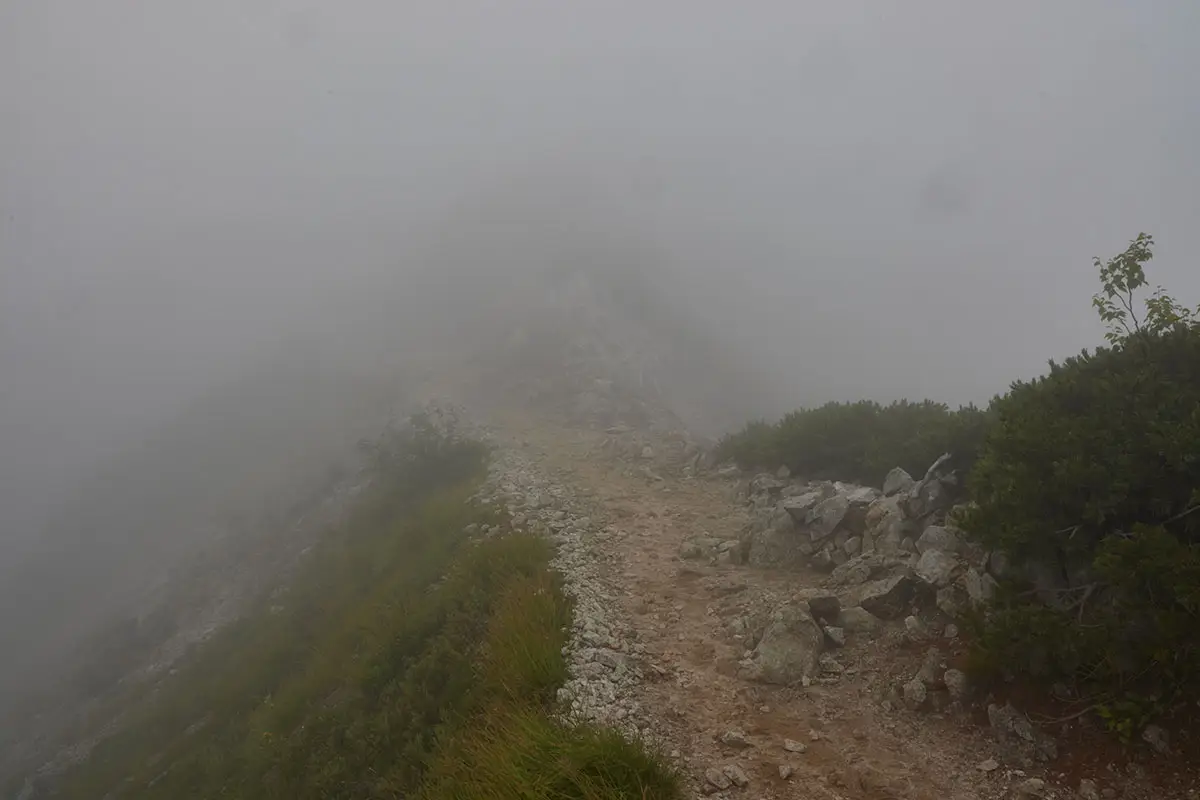 唐松岳登山 かなり白い
