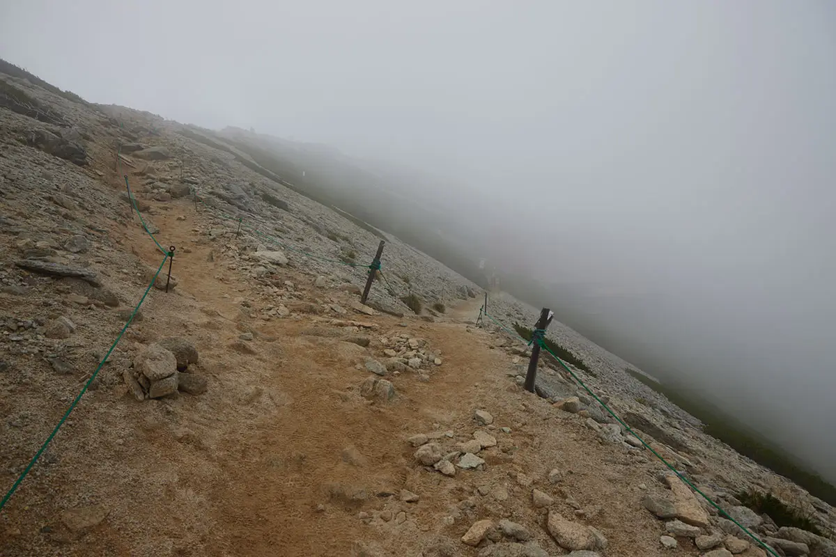唐松岳登山 唐松岳山荘へ