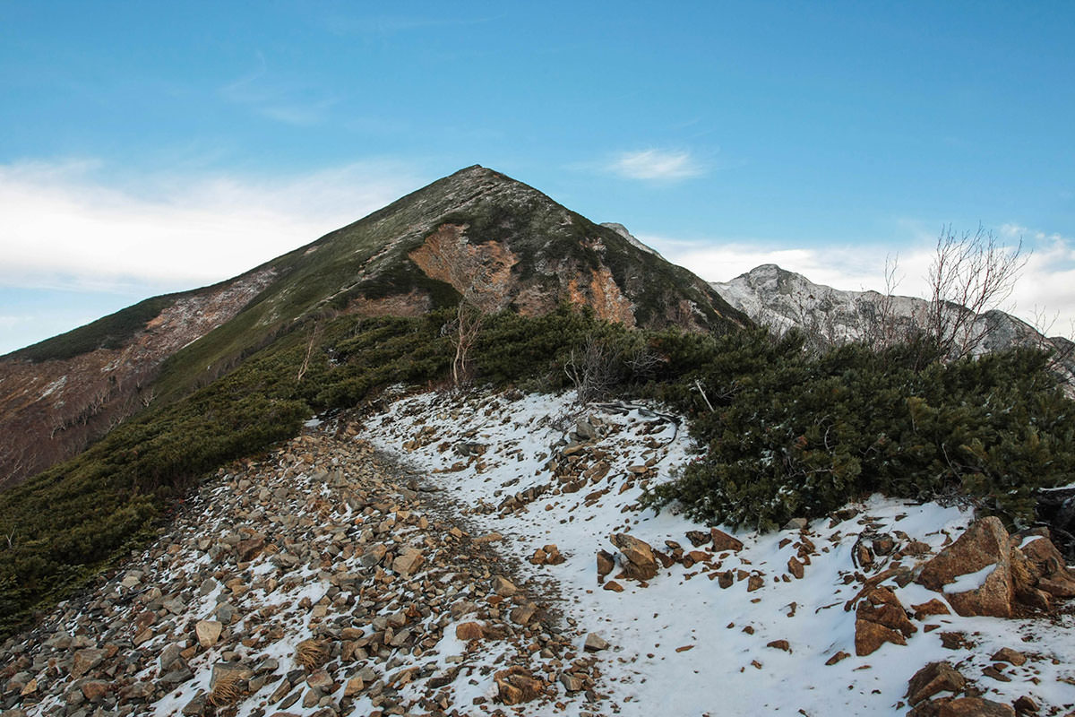 鹿島槍ヶ岳登山 まずは布引山