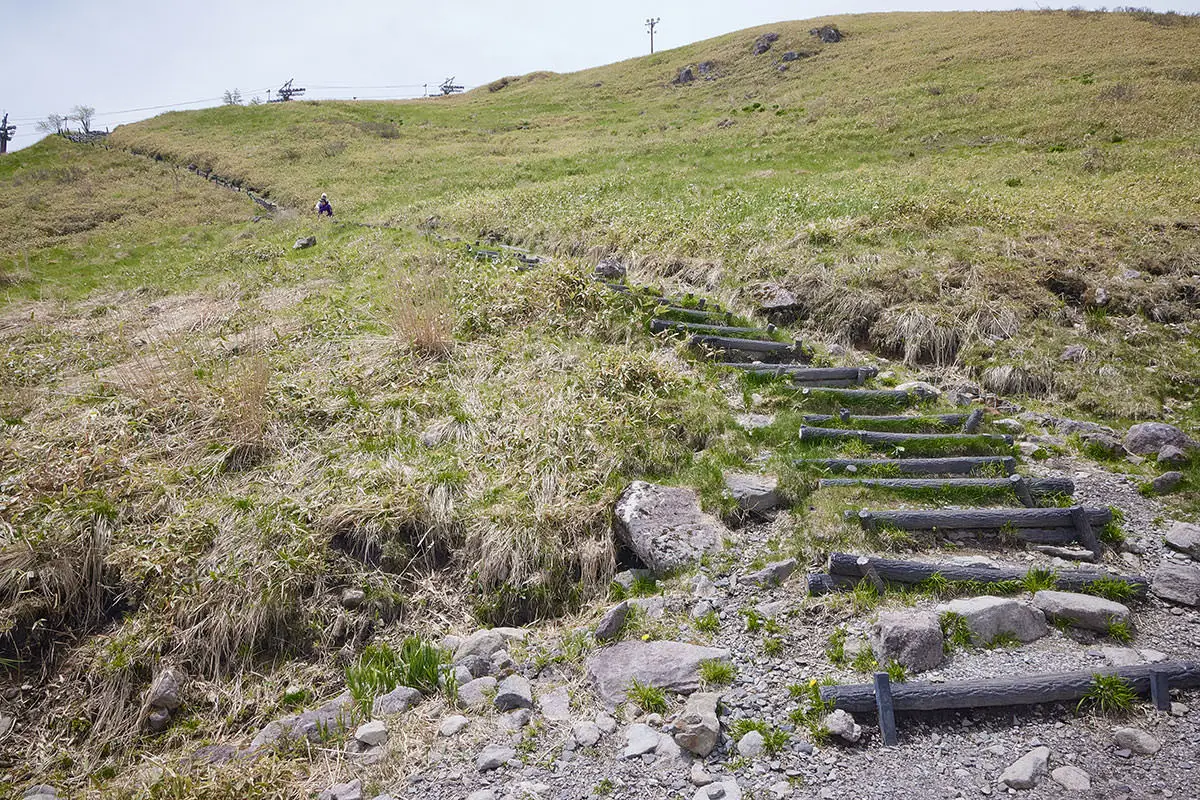 霧ヶ峰登山 霧ヶ峰-階段がきつい