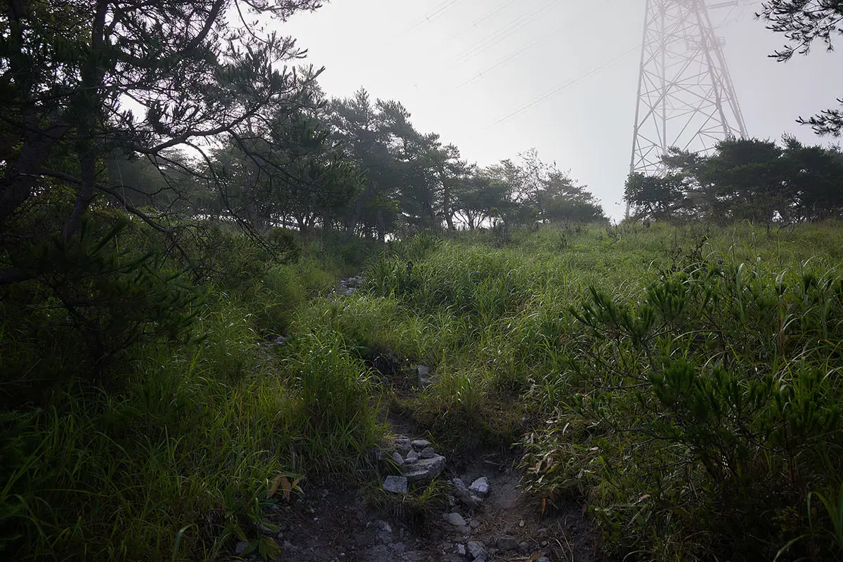 霧ヶ峰登山 霧ヶ峰-あの鉄塔が戻ってくるときの目安