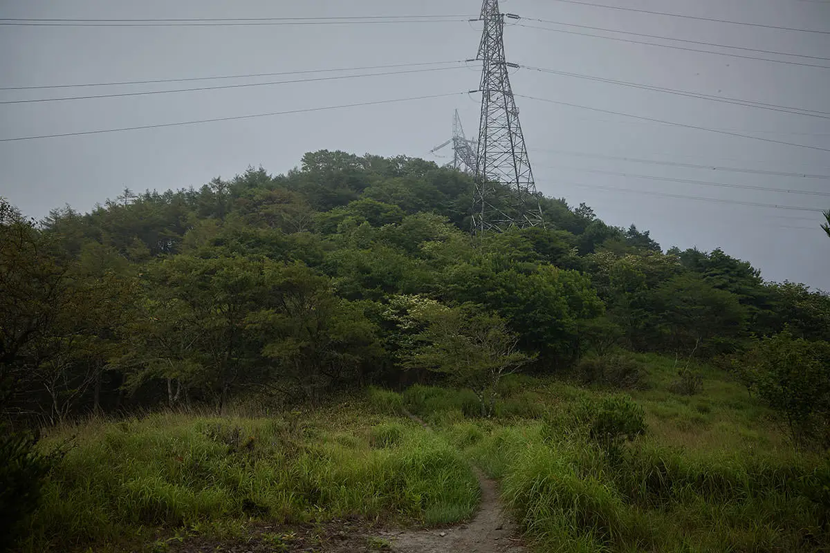 霧ヶ峰登山 霧ヶ峰-下りたらまた登る