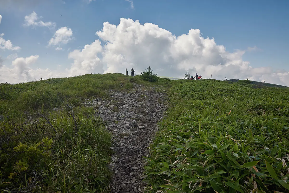 霧ヶ峰登山 霧ヶ峰-北の耳に着いた