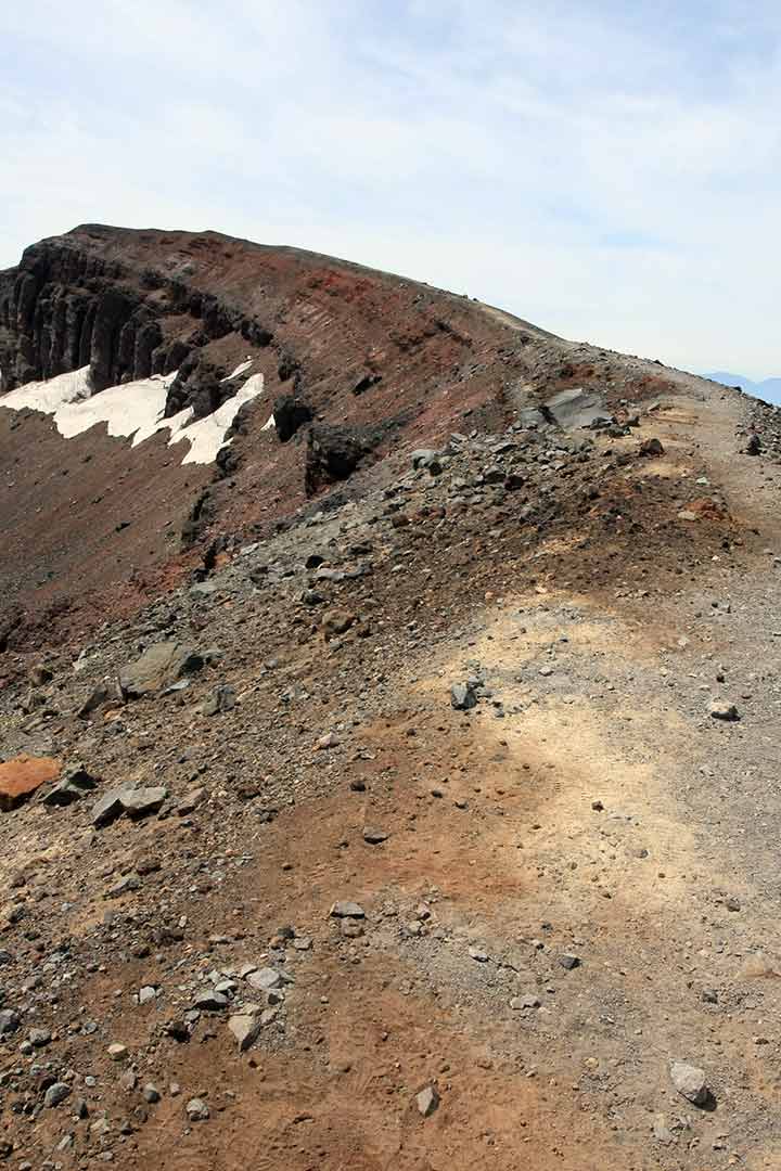 浅間山（前掛山）へ高峰高原から （6月）｜浅間山に最も近い外輪山に登ろう