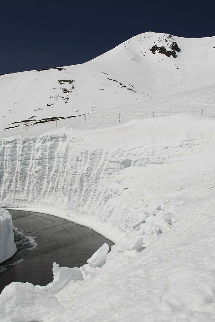 乗鞍岳　残雪期登山（春山バス位ヶ原山荘） （5月）｜ゴールデンウィークを過ぎた残雪期に登る