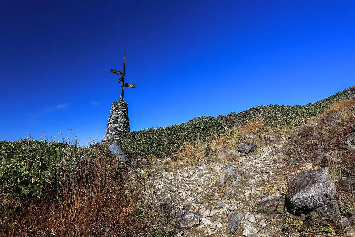 谷川岳登山 ココまでくると山頂近い