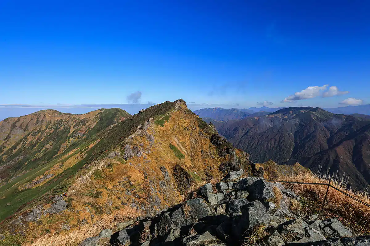 谷川岳登山 オキの耳はそこ