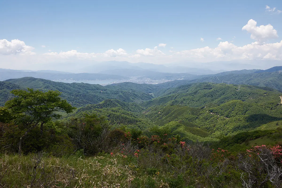 霧ヶ峰登山 霧ヶ峰-諏訪湖もよく見える