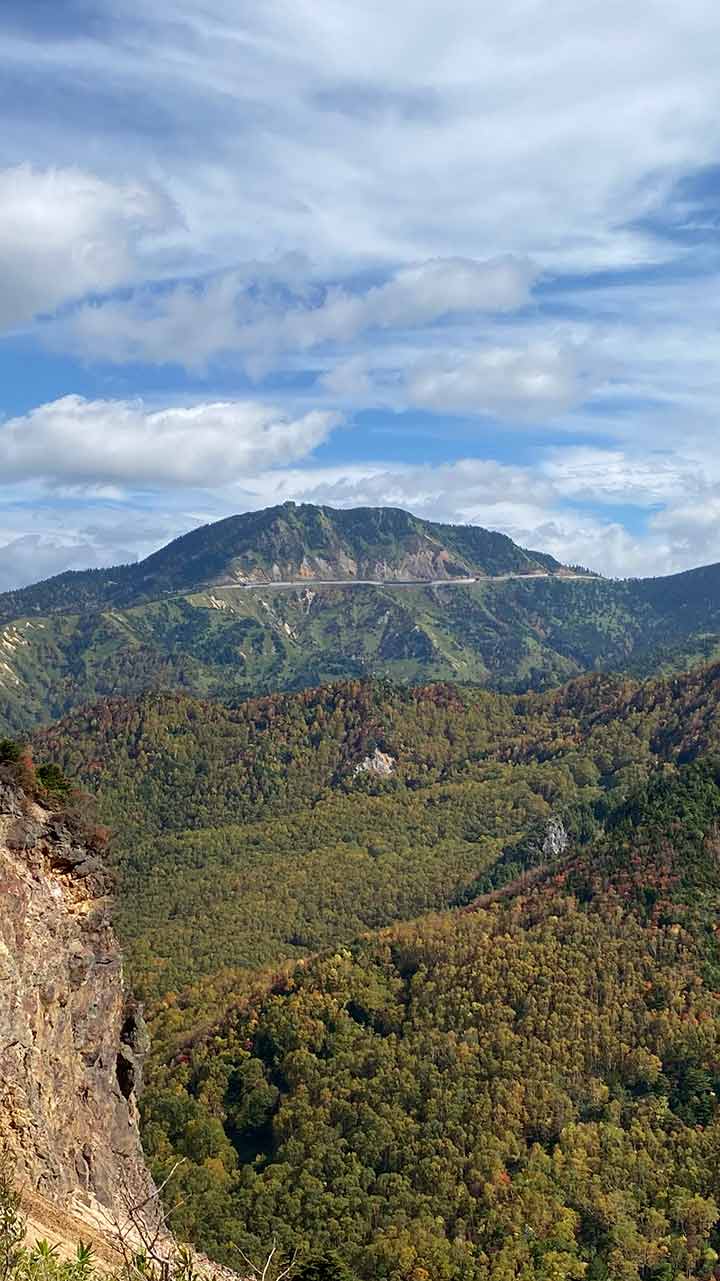 横手山 （10月）｜群馬側から登る志賀高原2位の高峰