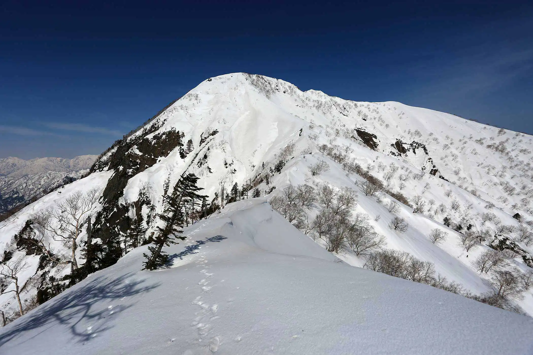 登山】積雪期高妻山-登山百景